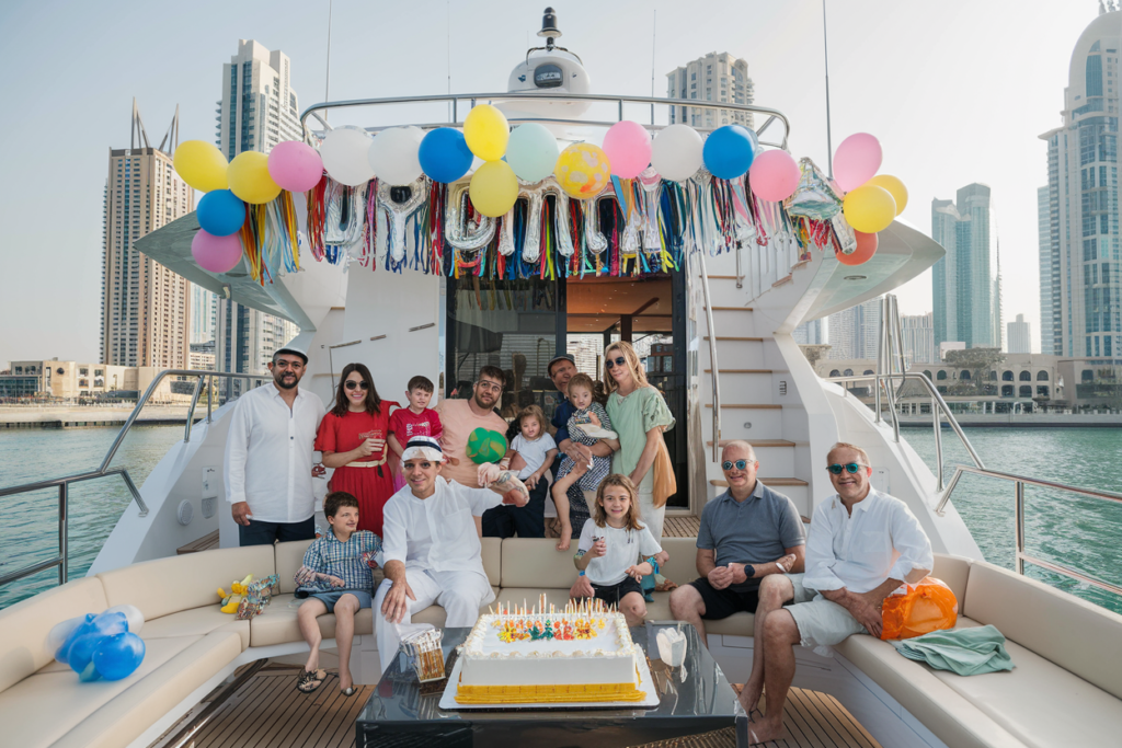 birthday party yacht rental package in dubai