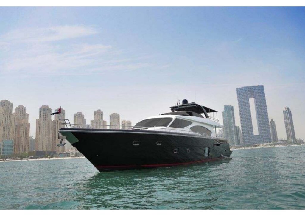 Book Luxury Yacht rental in dubai