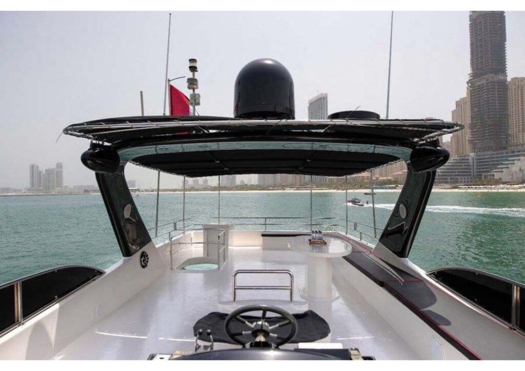 Book Luxury Yacht rental in dubai