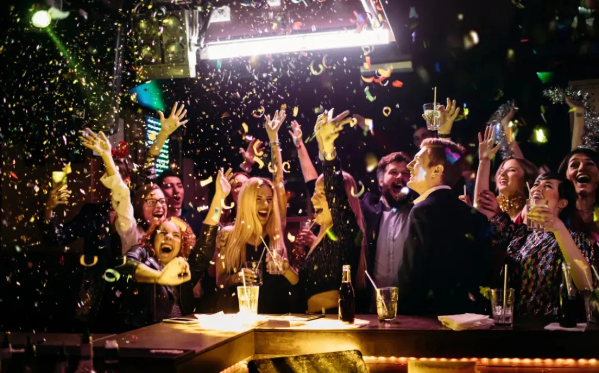 🎉Guide For Birthday Party Yacht Rental Dubai
