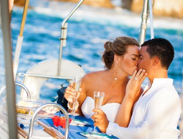  Honeymoon Yacht Rental