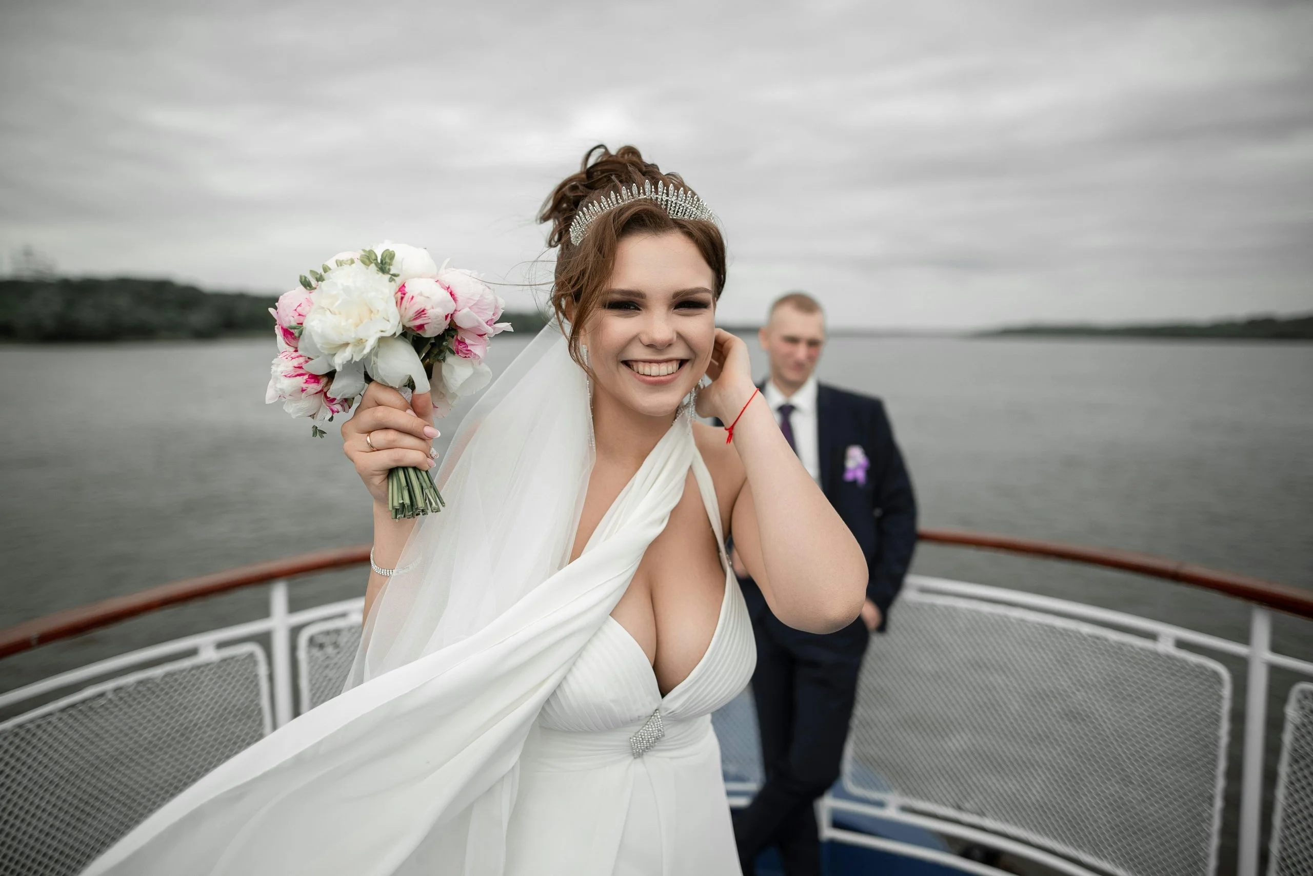 How to Plan a Luxury Wedding Yacht Rental in Dubai Marina