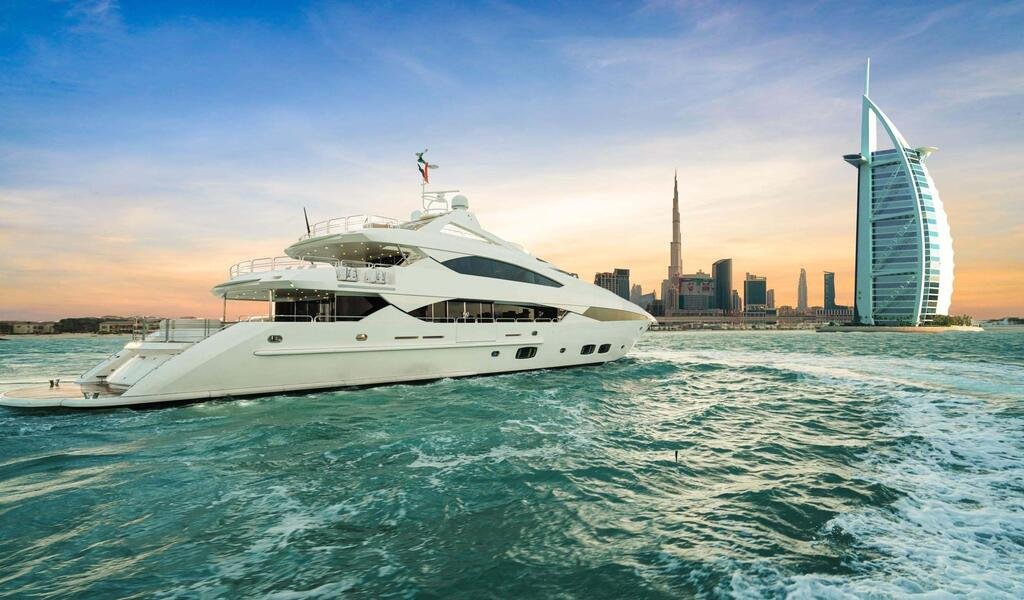 115ft Sunseeker image 15