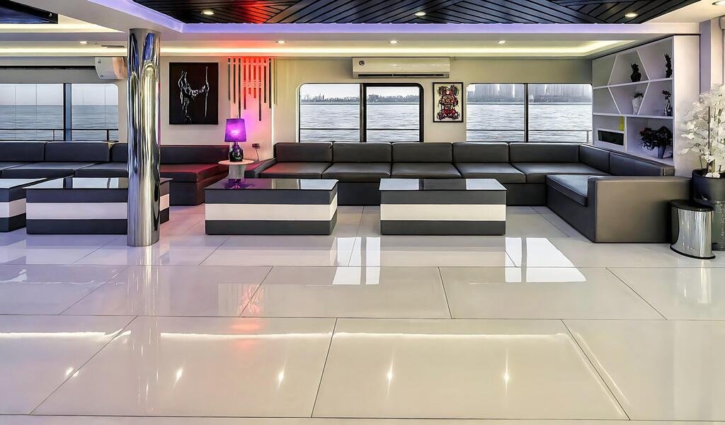 150ft Rave image 14