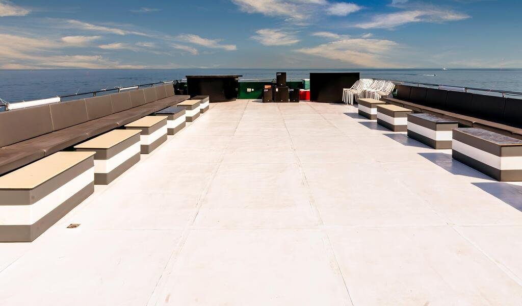 150ft Rave image 20