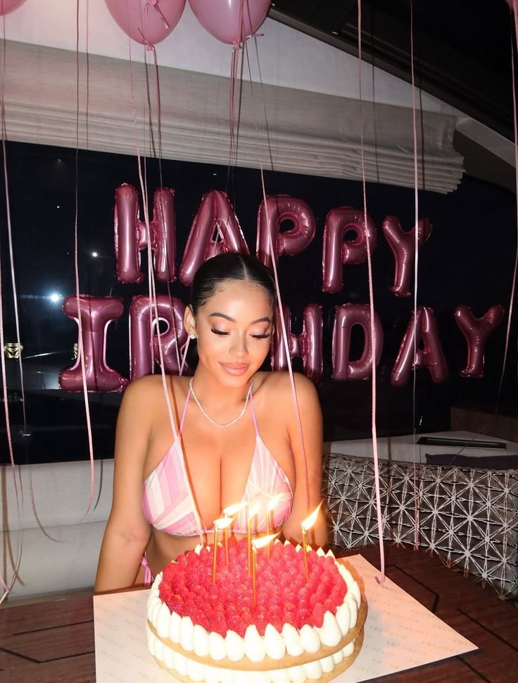 Dubai Marina birthday yacht moments