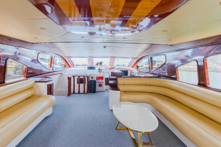 80ft Duretti Yacht image 2
