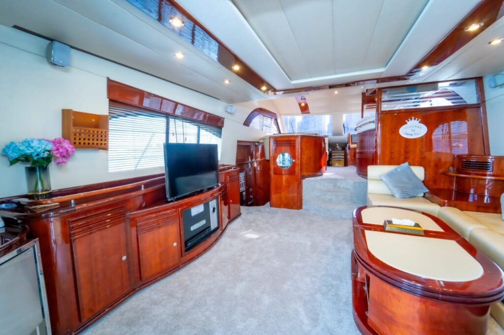 70ft Al Shali Yacht image 9