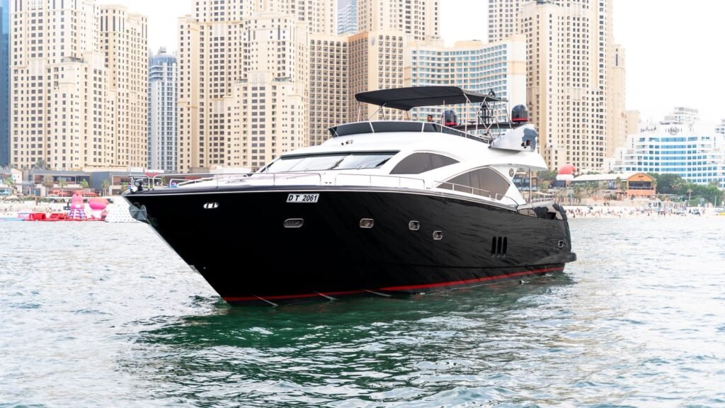 90ft Sunseeker Yacht image 1