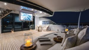 7 Corporate Team-Building Activities for a Yacht Event in Dubai