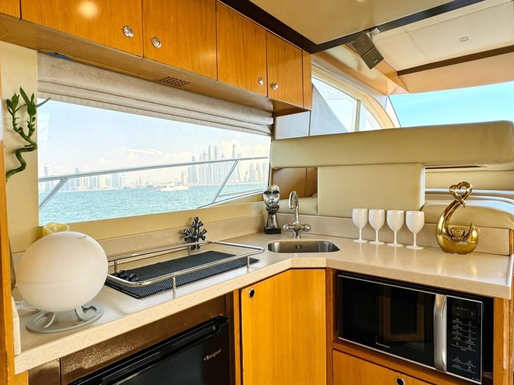 50ft Majesty Yacht image 5