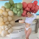 Birthday Yacht Decoration with ballons
