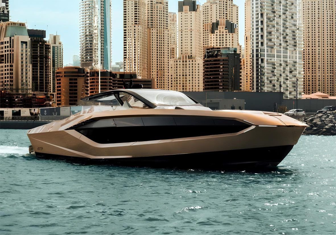 Dubai Yacht Sizes Guide 2026: Choose the Right Yacht for Your Group