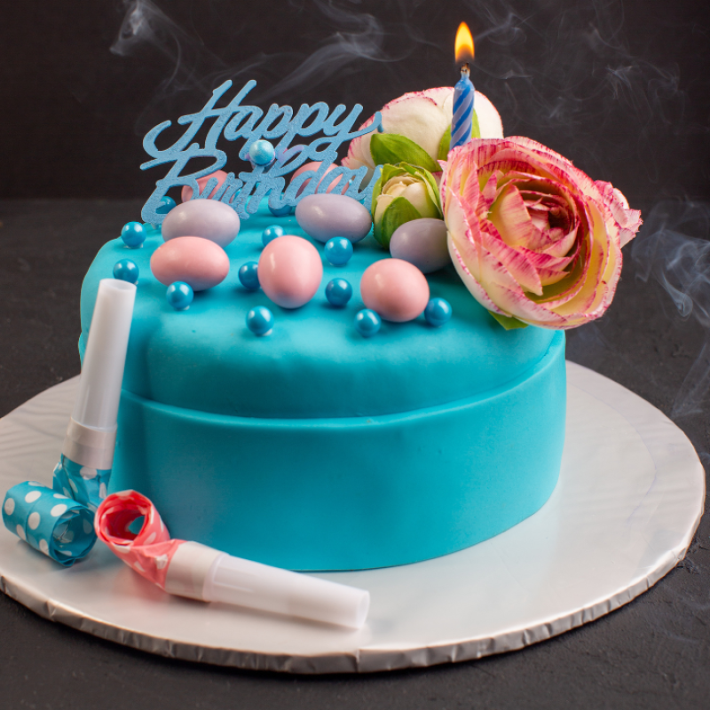 Birthday party Cake at brthday party yacht rental in dubai