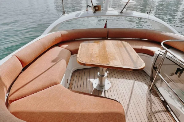 dubai-sea-cruise-swim-tan-and-sightsee-with-snacks-2911950 dubai-sea-cruise-swim-tan-and-sightsee-with-snacks-2911950